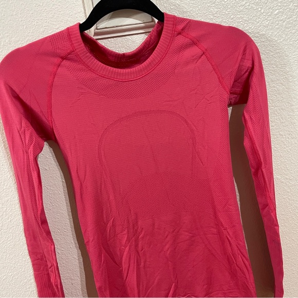 Swiftly Tech Long-Sleeve Shirt 2.0 Hip Length - Pink Dragonfruit - Size 4 - Picture 6 of 11